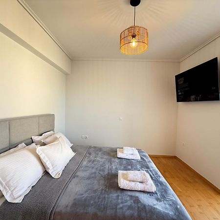 Sunny Home Private Jacuzzi Hydromassage Acropolis & Lycabettus Far View Parking 300M Metro Peristeri Ateny Zewnętrze zdjęcie