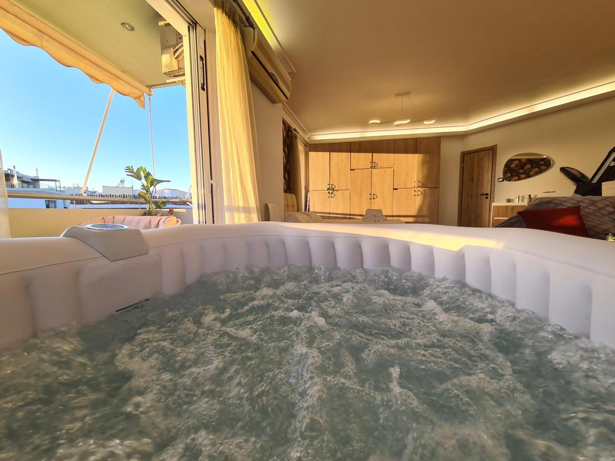 Sunny Home Private Jacuzzi Hydromassage Acropolis & Lycabettus Far View Parking 300M Metro Peristeri Ateny Zewnętrze zdjęcie