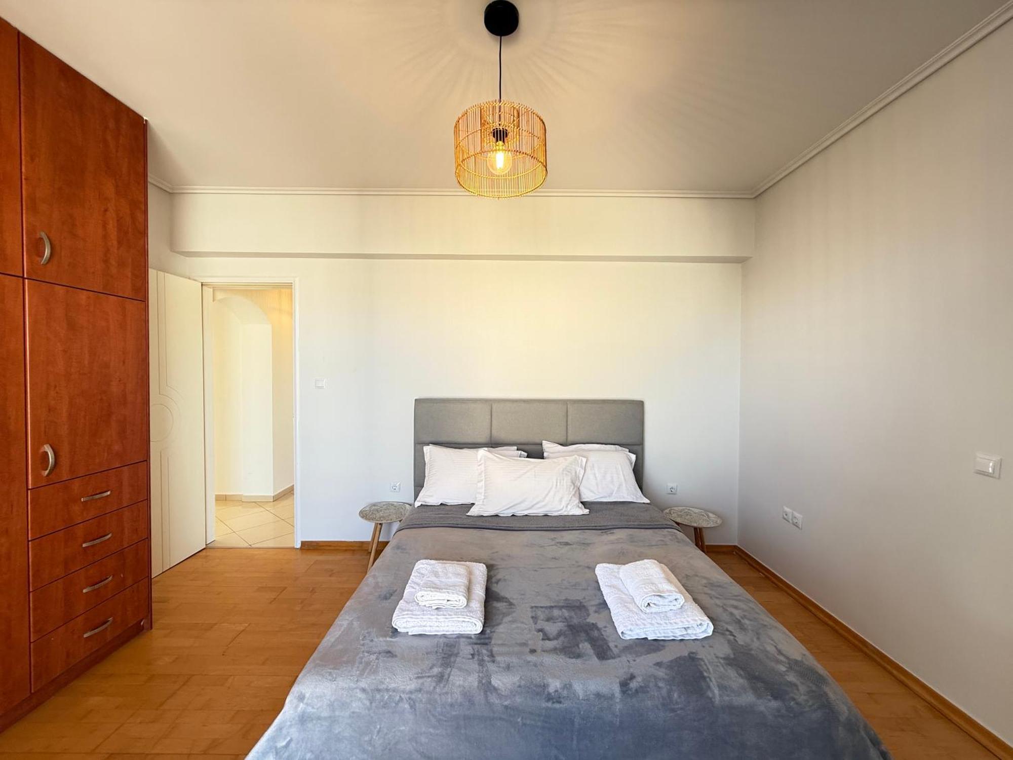 Sunny Home Private Jacuzzi Hydromassage Acropolis & Lycabettus Far View Parking 300M Metro Peristeri Ateny Zewnętrze zdjęcie